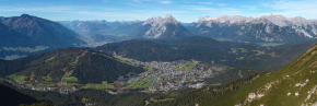 Seefeld in Tirol Oostenrijk van ESE op 2014-10-18.png