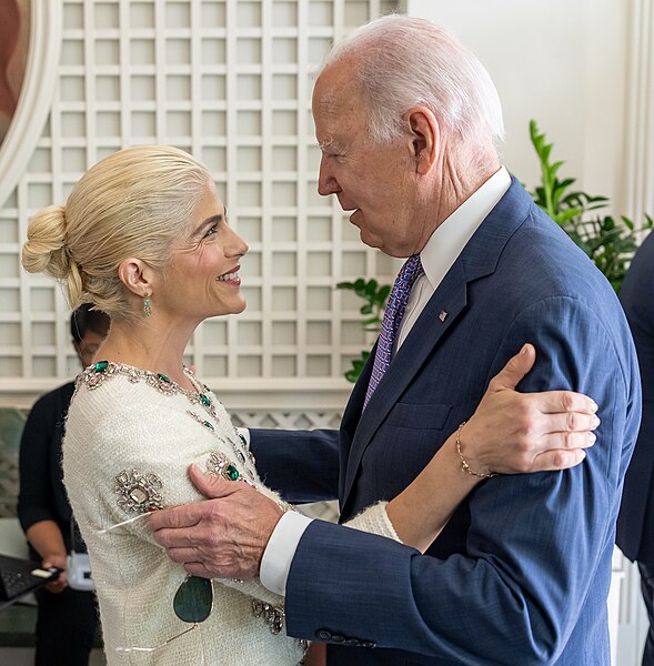 File:Selma Blair and Joe Biden.jpg