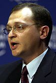 Sergei Kirienko - World Economic Forum Annual Meeting Davos 2000 (altranĉite).jpg