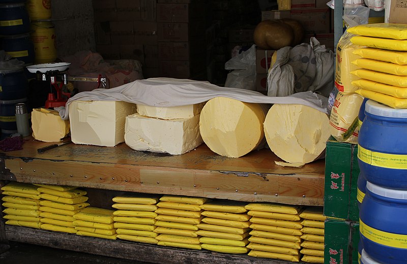 File:Shigatse-18-Butter-2014-gje.jpg