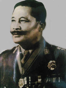 General Smith Dun, the first commander-in-chief of the Burmese Army after independence Smith Dun.jpg