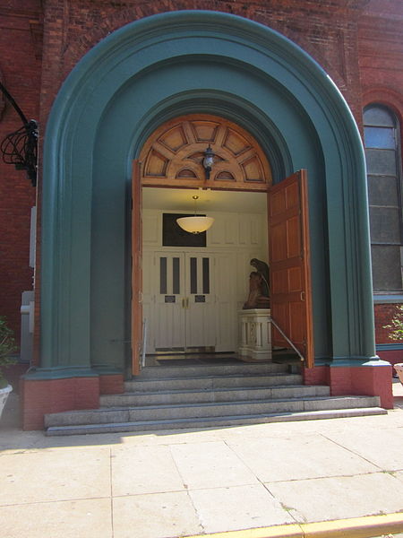 File:StVdP Church NOLA Door.JPG