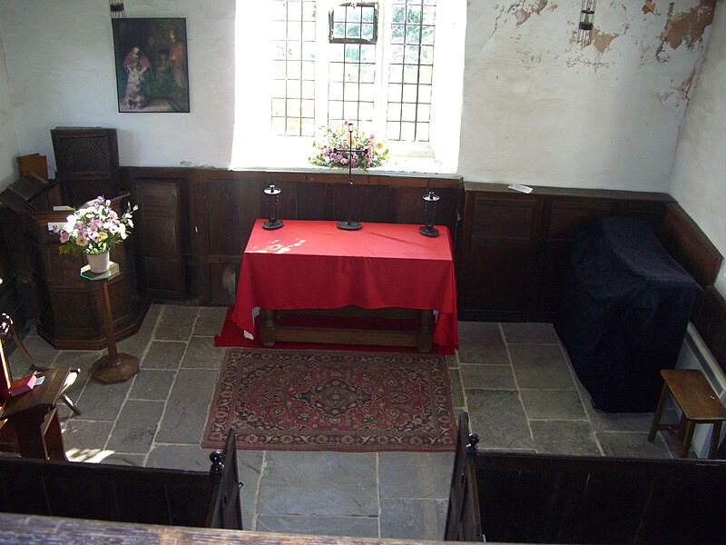 File:St James church, Midhopestones Interior 1.JPG