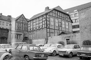 Stadtmuseum in der Dänische Straße 19 (Warleberger Hof) (Kiel 46.709).jpg