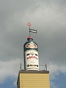 歴史博物館の屋根に載ったシュタインヘーゲナーの瓶