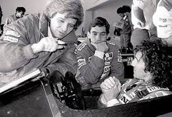 Steve Nichols (vasemmalla) Ayrton Sennan ja Alain Prostin kanssa 1988.