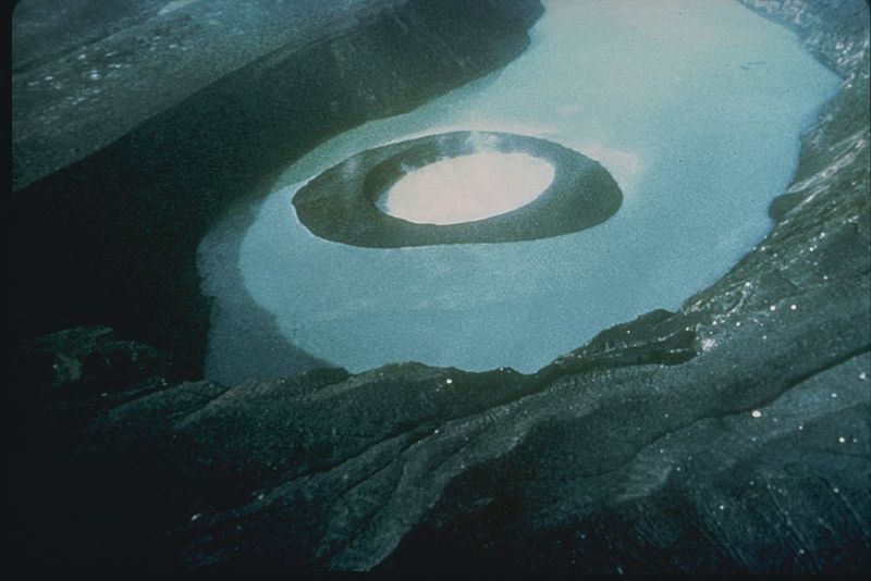 File:Taal volcano crater.jpg