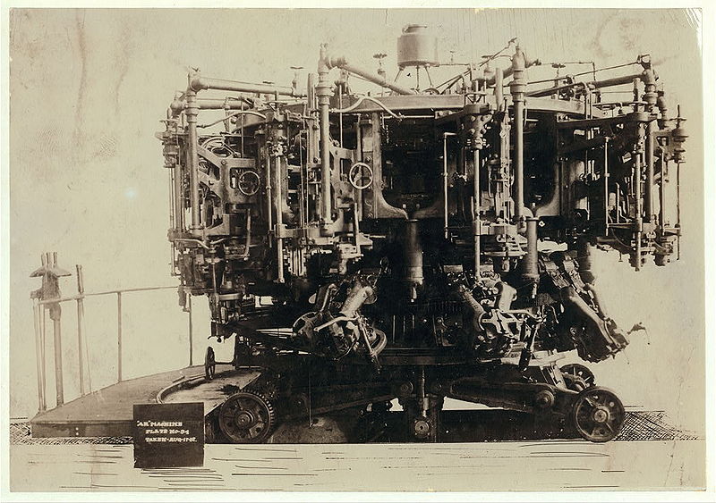 File:Ten Arm Owens Automatic Bottle Machine.jpg