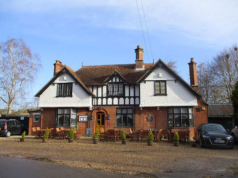 File:The Blackbird, Bagnor, Berkshire 02.jpg