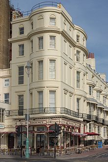 131 King's Road was formerly known as 1 Regency Square and St Albans House The Regency March 2017 01.jpg