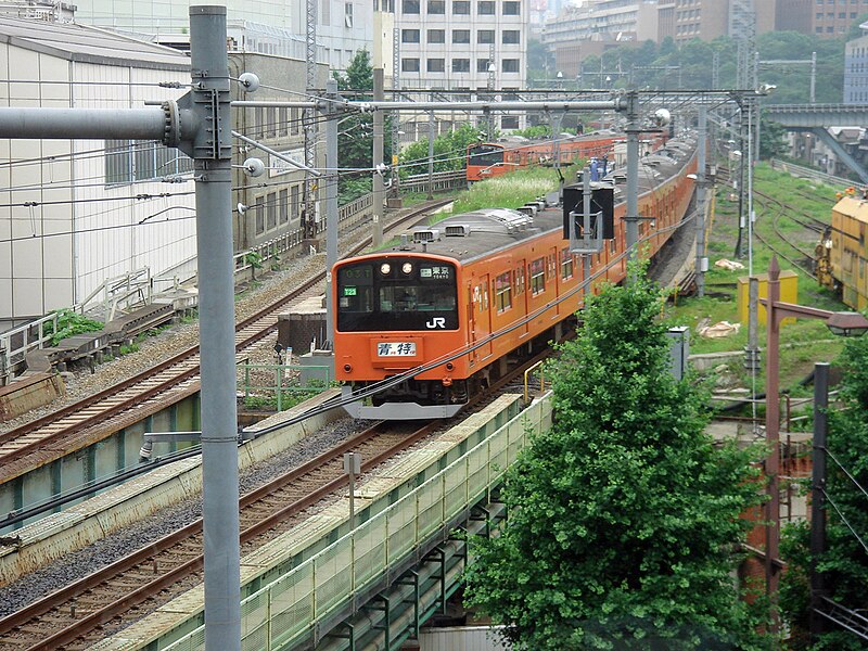 File:The ruins of Manseibashi station 2006-4.jpg