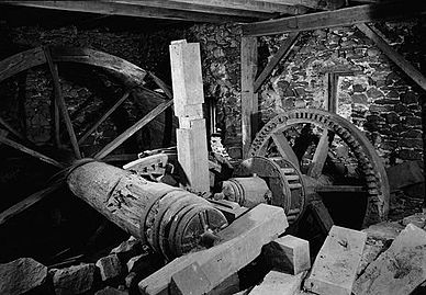 Gristmill drive machinery, Thomas Mill, Chester County, Pennsylvania