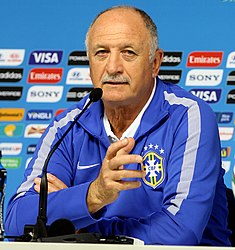 Training Brazilian national team before the match against Croatia at the FIFA World Cup 2014-06-11 (2) .jpg