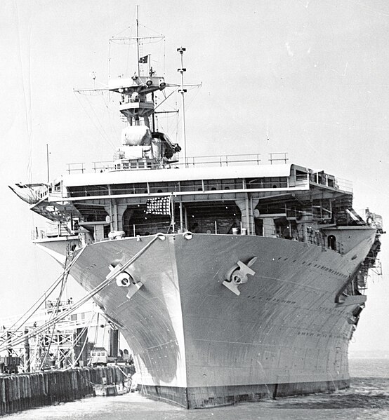 File:USS Yorktown (CV-5) docked at Naval Station Norfolk, in October 1937.jpg