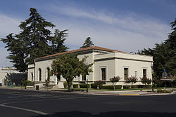 US Post Office Merced.jpg