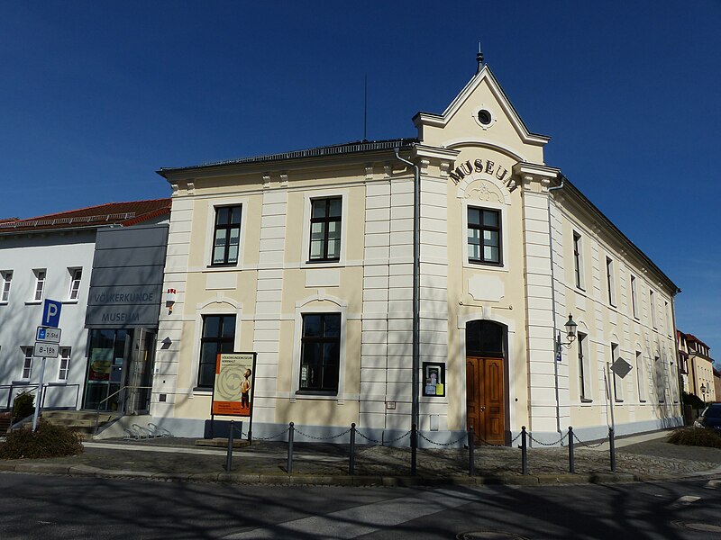 File:Völkerkundemuseum Herrnhut (01).JPG