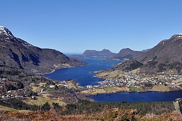 Payl:Vatnefjorden1.jpg