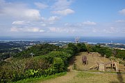 展望台からの眺望。眼下に今帰仁村、奥に伊平屋・伊是名の島々を望む。