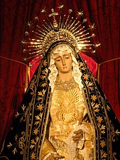 تمثال مريم العذراء سيدة الأوجاع والذي يُطاف فيه في  منطقة الأندلس في أسبوع الآلام.