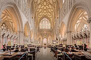 Wells Cathedral Choir (42768529955).jpg