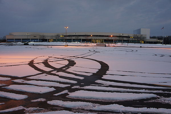 West Bloomfield High School