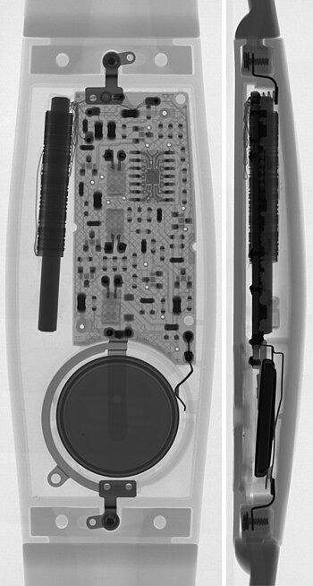 English: X-ray image (front and side view) of a heart rate monitorÂ´s sensor belt.
