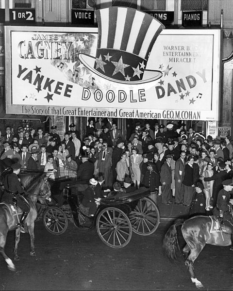 Premiere at New York's Hollywood Theatre on May 29, 1942. Tickets were available only to those who bought war bonds. Former New York governor Al Smith