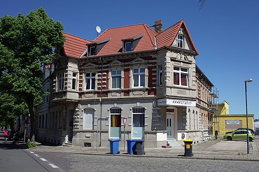 Zerbst (Anhalt), Norbert-Heßbrüggen-Straße 1