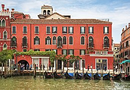 Riva del Vin, 1097-98b (Venice) - Facade on Grand Canal