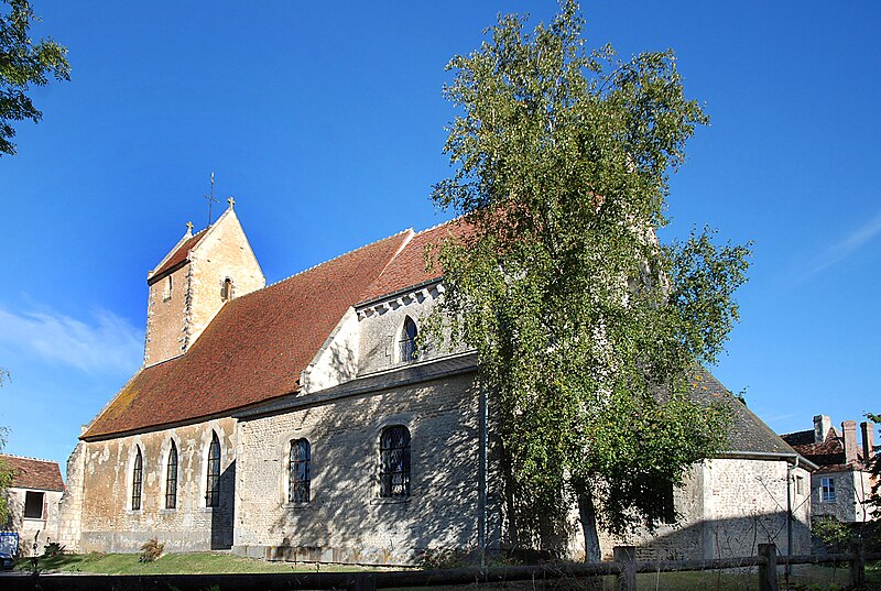 File:Église Saint-Gervais et Saint-Protais de Neuvy-au-Houlme (2).JPG