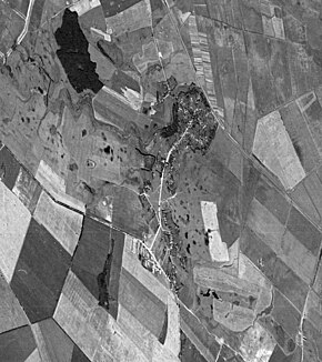 Спутниковая съёмка села Звеничев. 1972 год
