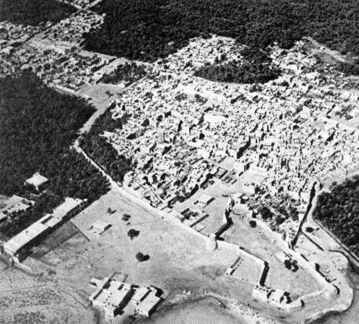 Aerial view of the castle， 1969