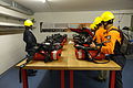 Übung in einer Feuerwehrschule in Basel