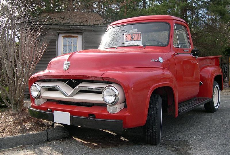 File:1955 Ford F-100 front.jpg