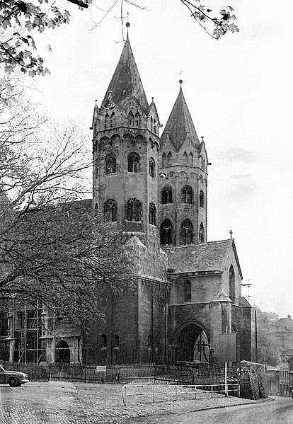 File:19690510100NR Freyburg (Unstrut) Marienkirche.jpg