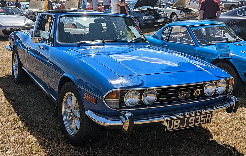 File:1976 Triumph Stag 1.jpg