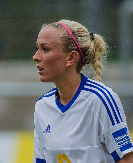 2015-09-13 1.FFC Frankfurt vs 1.FFC Turbine Potsdam Mandy Islacker 004.jpg