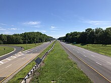 Interstate 295 northbound in Carneys Point Township 2021-06-24 09 12 10 View north along Interstate 295 from the overpass for New Jersey State Route 140 and Salem County Route 540 (Hawks Bridge Road) in Carneys Point Township, Salem County, New Jersey.jpg