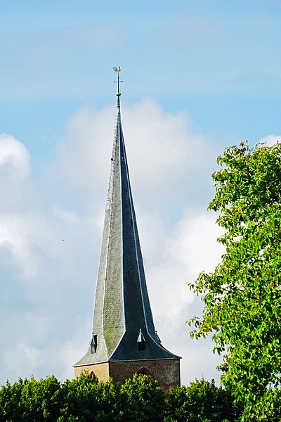 File:20210803 Toren1 Sint Martinuskerk Kollum.jpg