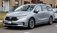 2021 Honda Odyssey EX-L (facelift), front 1.1.21.jpg