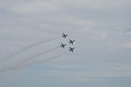 2024 Milwaukee Air and Water Show 208 (United States Air Force Thunderbirds).jpg