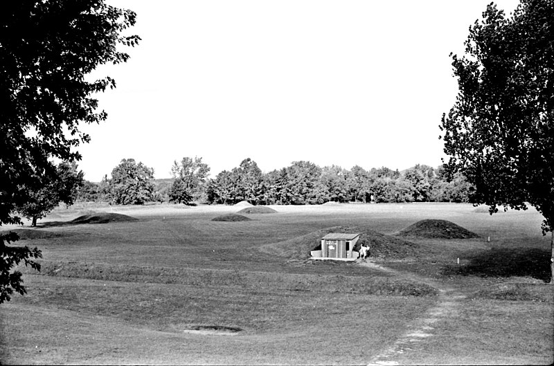 File:6508 7 Serpent Mound 1965 (51191584274).jpg