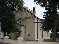 A-593 z 08.05.1972 Łańcuchów, kościół 1.JPG
