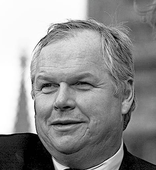 <span class="mw-page-title-main">Adam Boulton</span> British journalist and broadcaster
