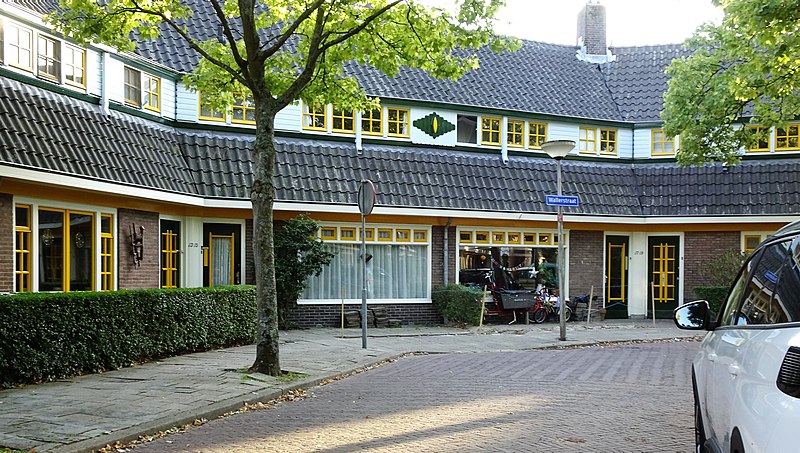 File:Agnetapark Delft 3.jpg