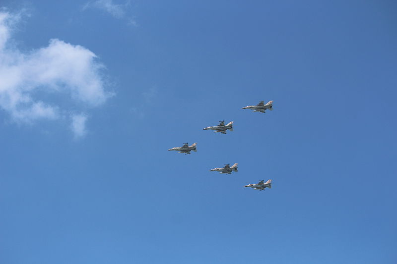 File:Air Force Fly By on Tel Aviv Beach IMG 6042.JPG