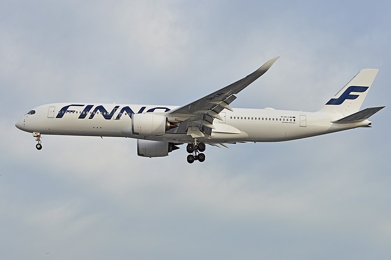 File:Airbus A350-941 'OH-LWA' Finnair (22457807972).jpg