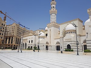 Alrajhi Mosque in Mecca.jpg