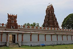 معماری Dravidian معبد Arakeshwara (اوایل قرن 12 یا پیش از آن)