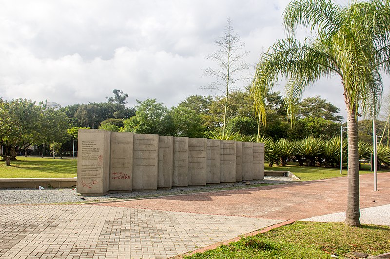 File:At the University of São Paulo 2017 057.jpg